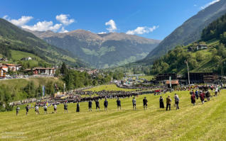 Aufstellung am Festgottesdienst